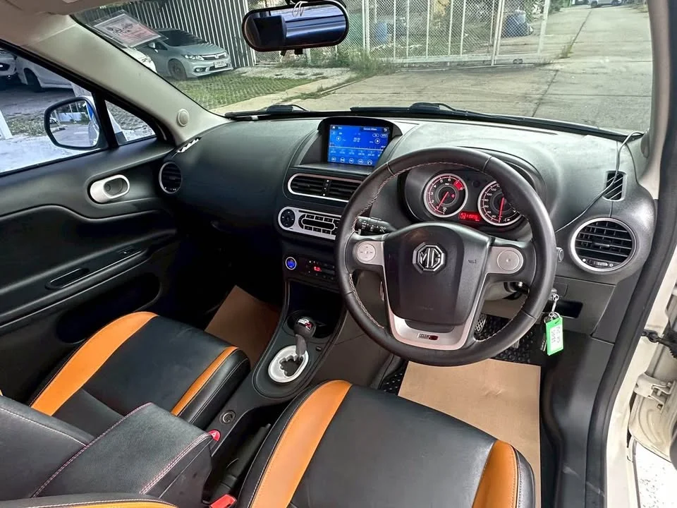 2017 MG 3 II 3