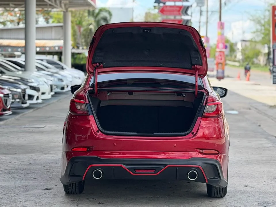 2017 Mazda 2 III 3