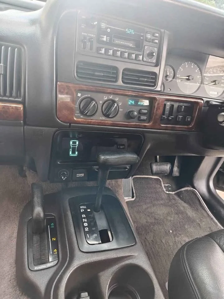 1996 Jeep Grand Cherokee ZJ 3