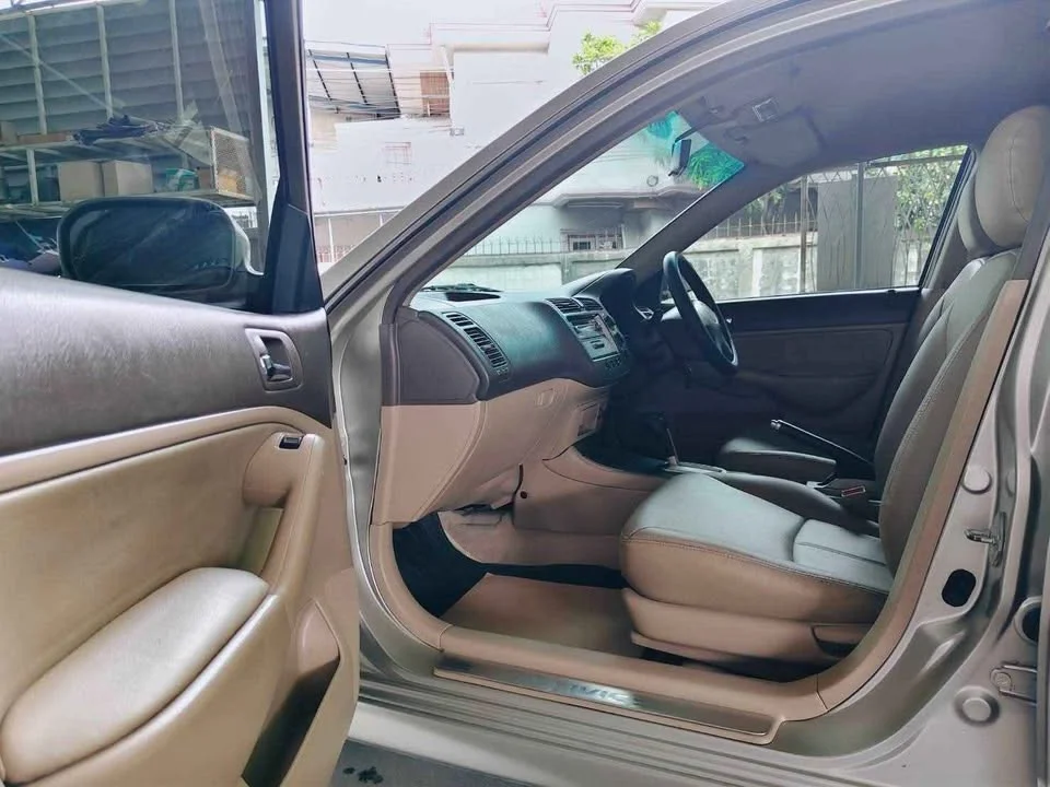 2003 Honda Civic VII 3