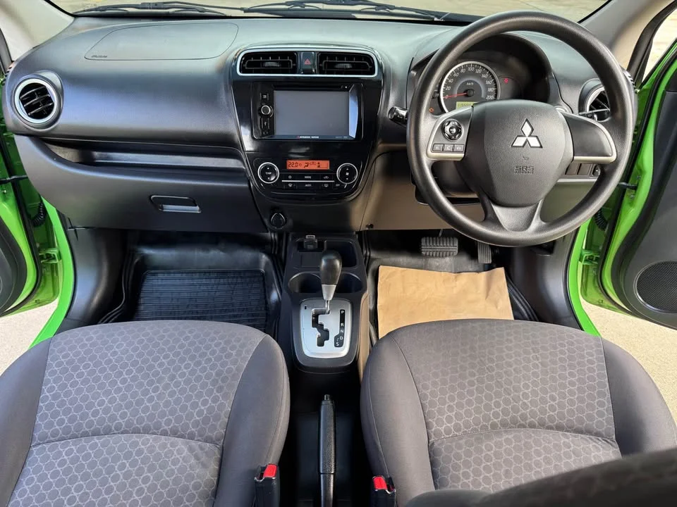 2012 Mitsubishi Mirage VI 3
