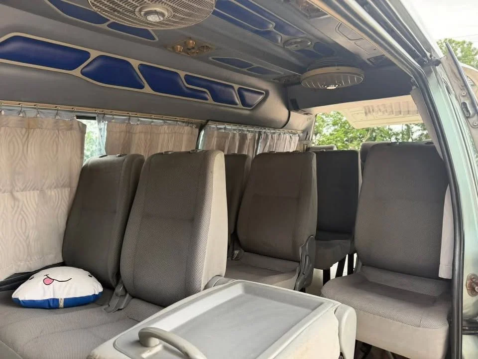 1995 Toyota Commuter IV (H100) 3