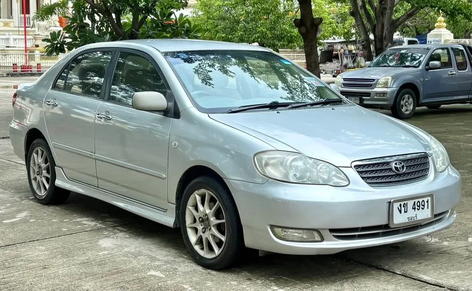 2004 Toyota Corolla Altis IX (E120) 2
