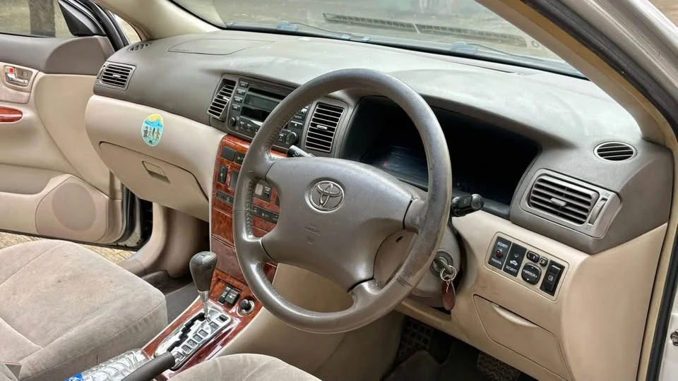 2004 Toyota Corolla Altis IX (E120) 3
