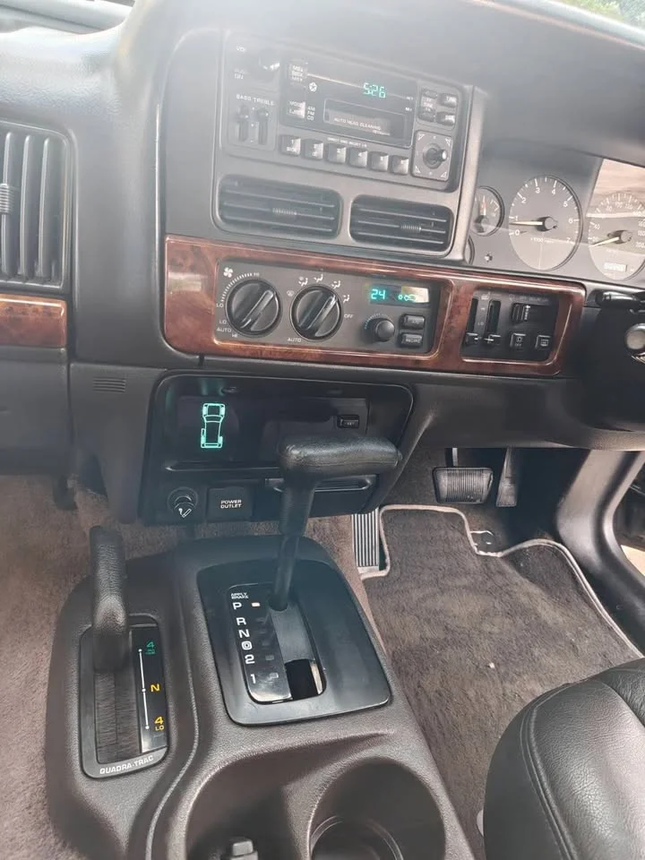 1996 Jeep Grand Cherokee ZJ 3
