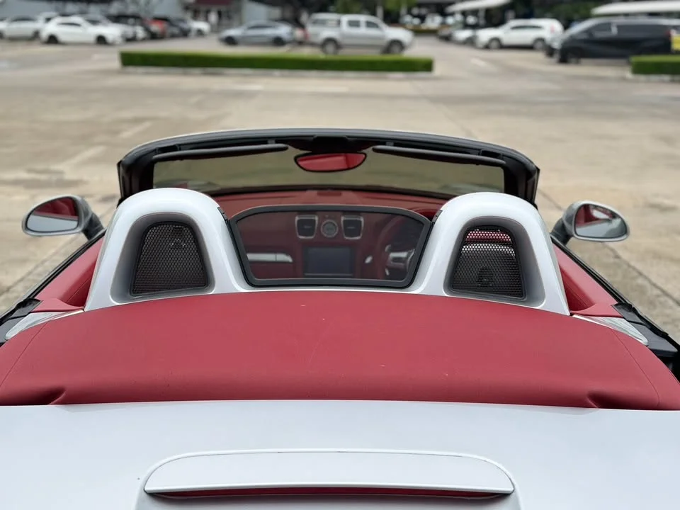 2013 Porsche Boxster and Cayman III 2