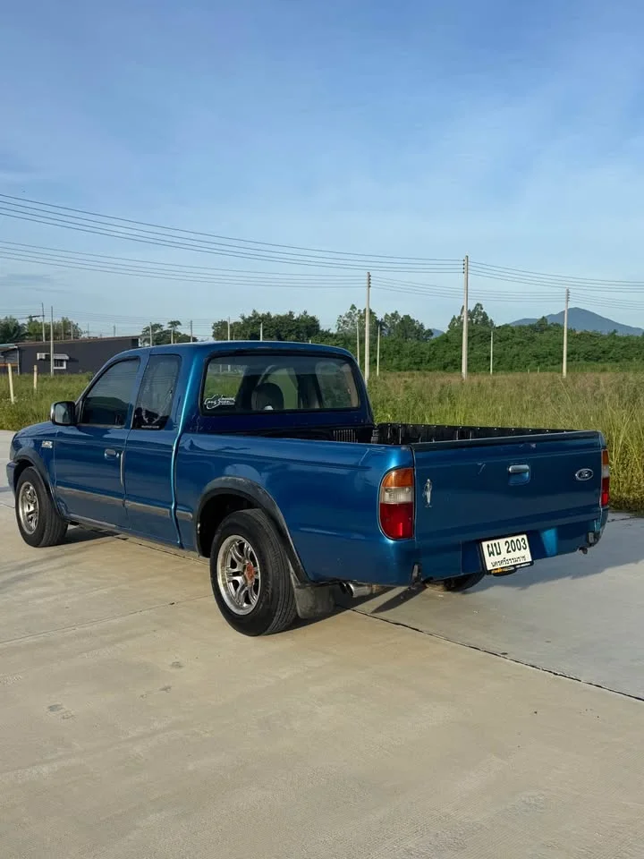 2001 Mazda 2500 Fighter V 3