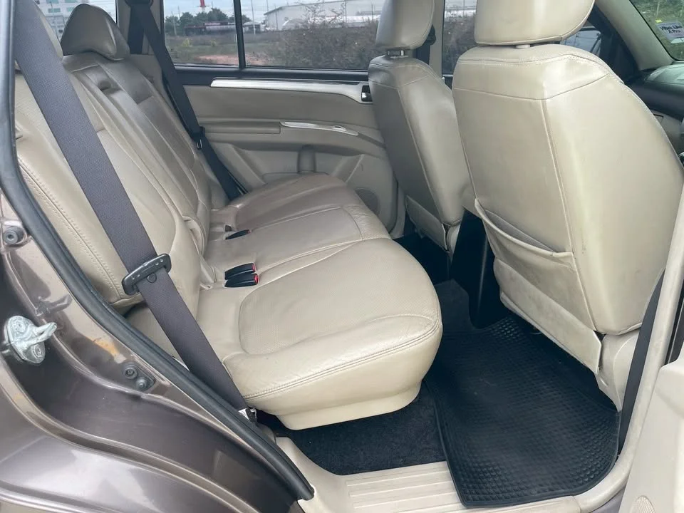 2012 Mitsubishi Pajero Sport II 2