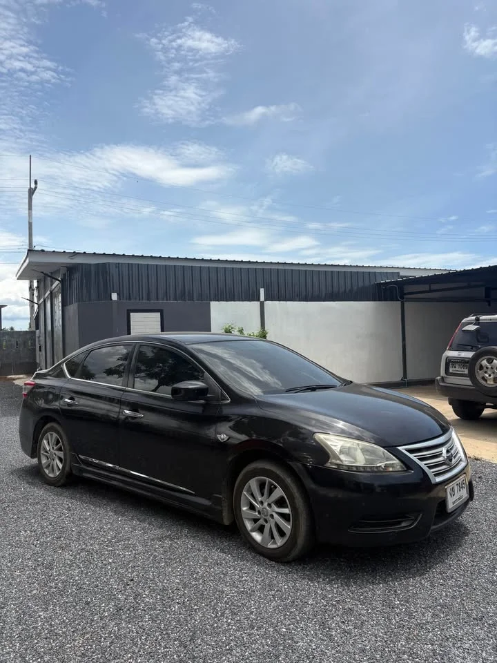 2012 Nissan Sylphy III (B17) 3