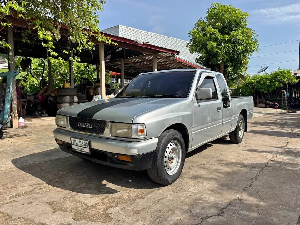 1994 Isuzu TFR III 3