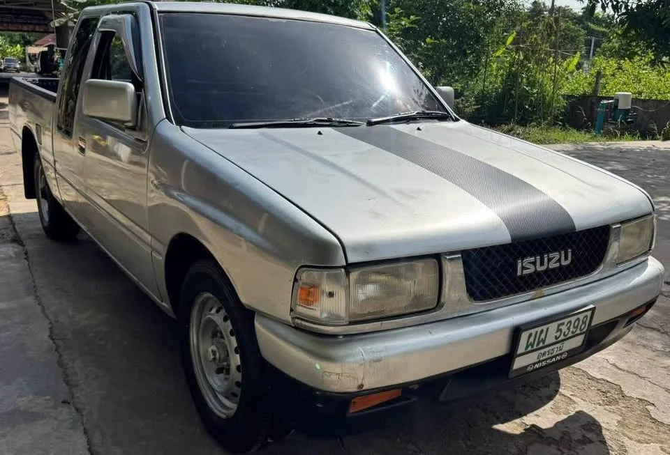 1994 Isuzu TFR III 2