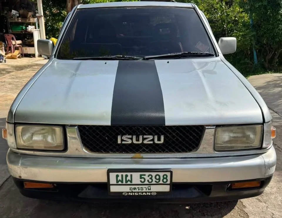 1994 Isuzu TFR III 3