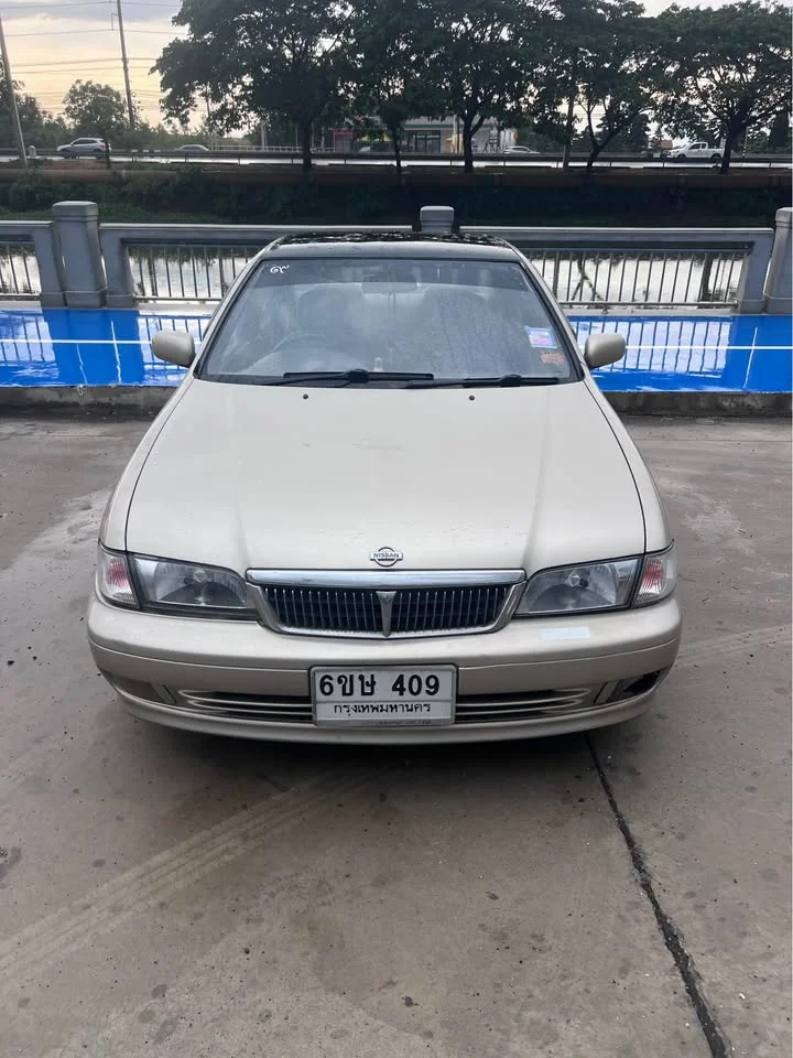 2014 Nissan Sunny IV 3