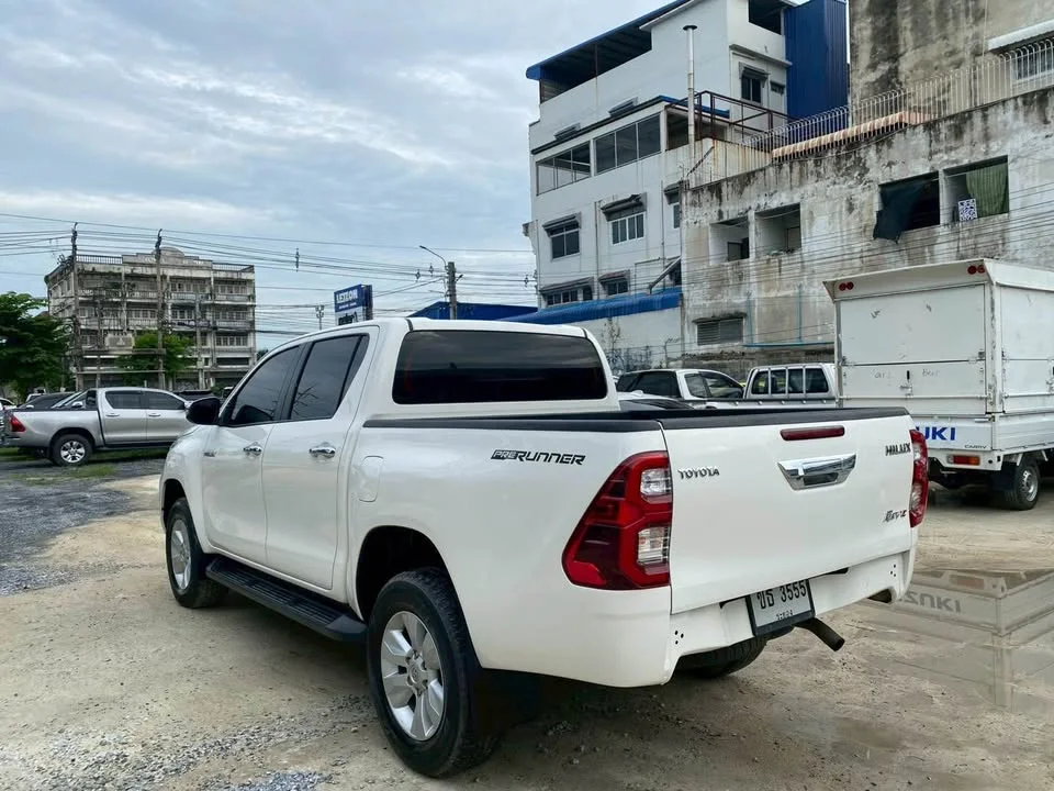 2021 Toyota Hilux VIII 3
