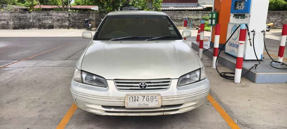 2000 Toyota Camry IV (XV20) 3