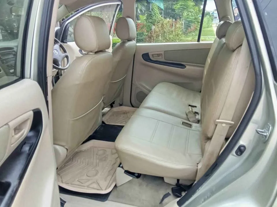 2008 Toyota Innova I 2