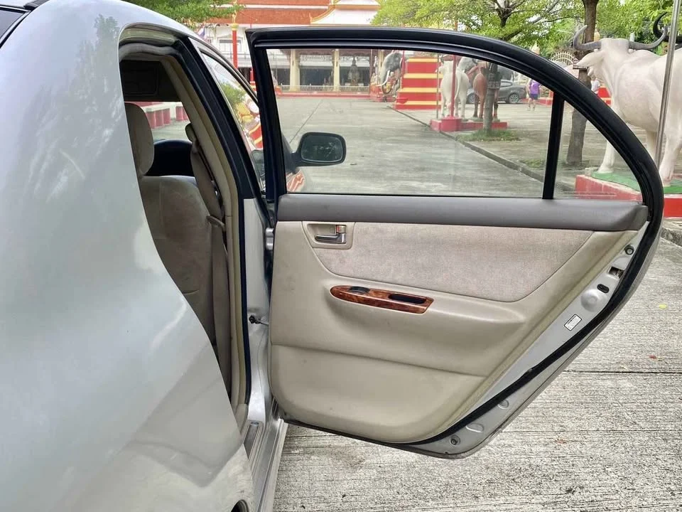 2004 Toyota Corolla Altis IX (E120) 3