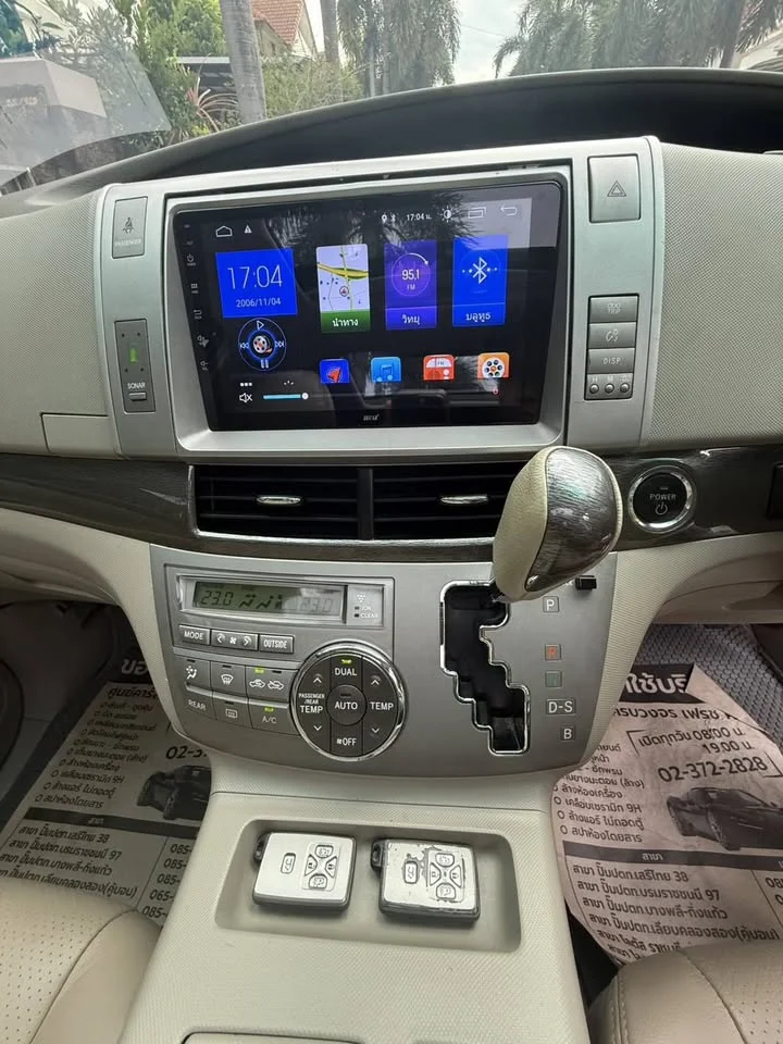 2007 Toyota Estima III 2