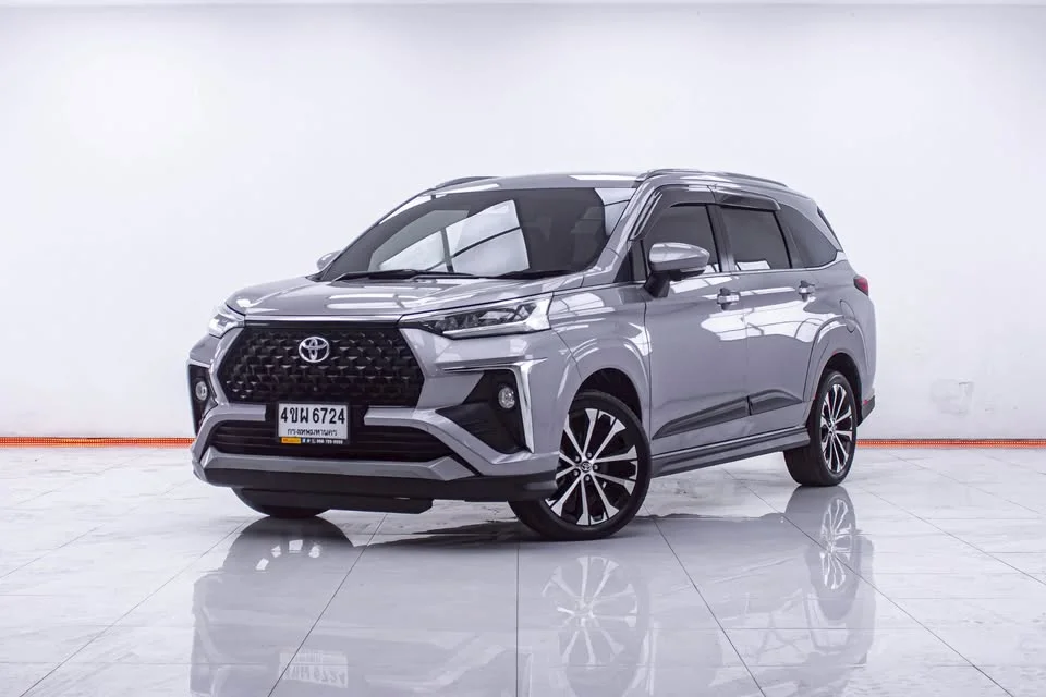2023 Toyota Veloz III 2