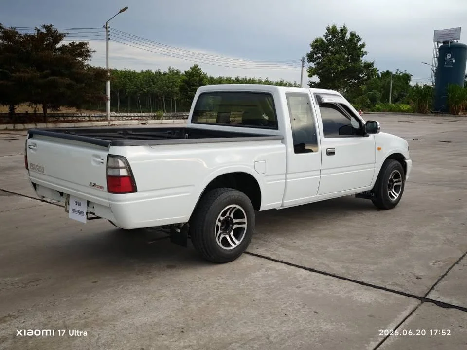 2001 Isuzu Faster Dragon Eyes III 3