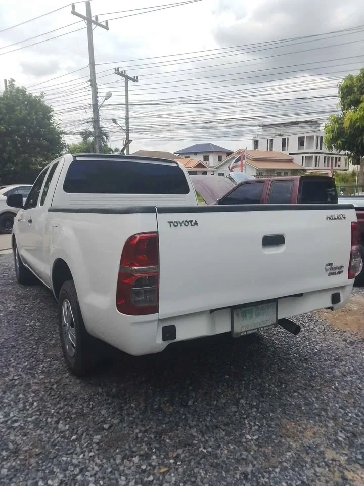 2014 Toyota Hilux VII 2