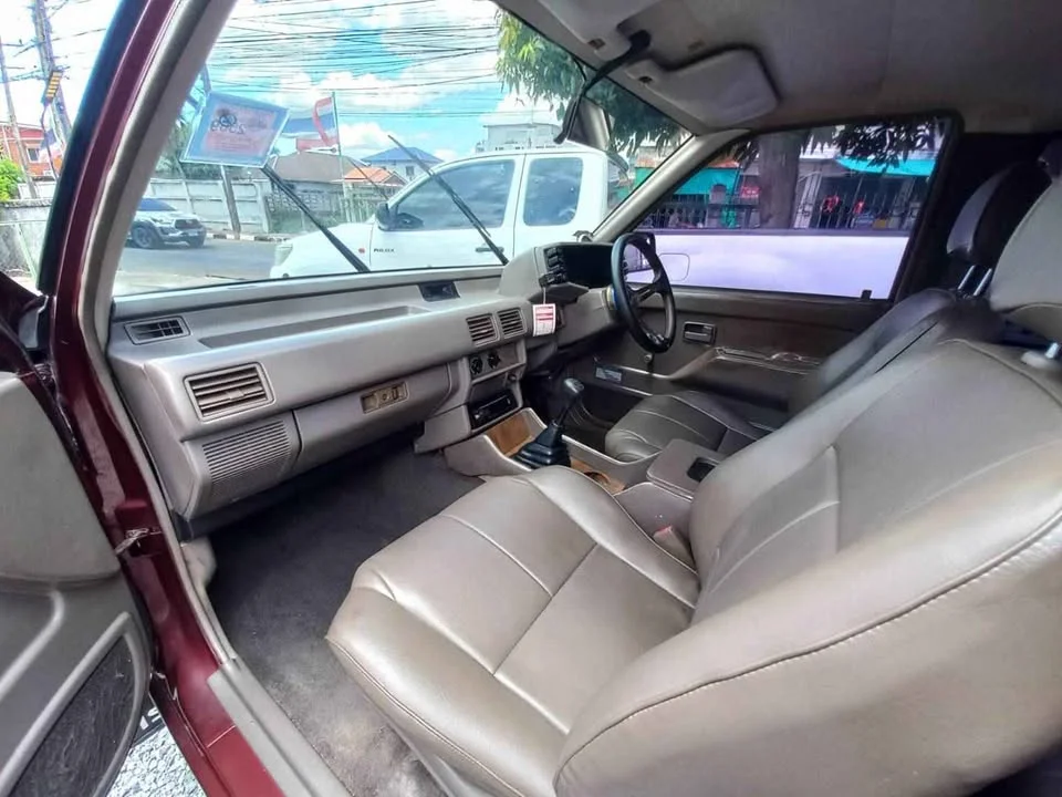 1998 Isuzu TFR III 2
