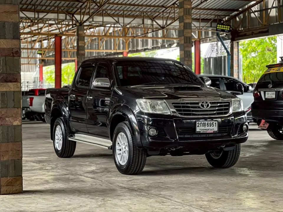 2013 Toyota Hilux VII 2