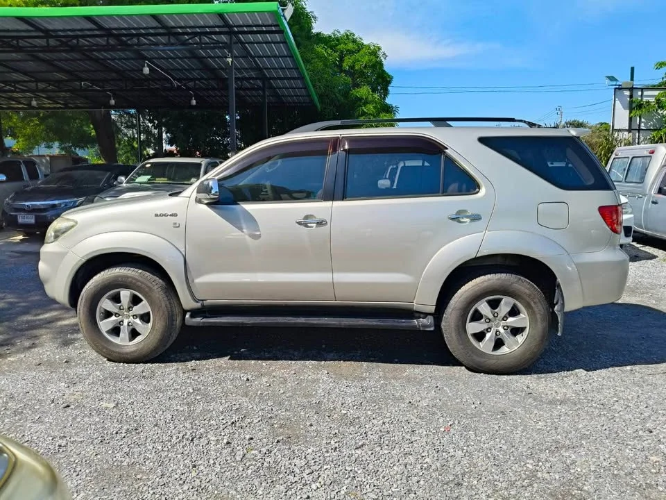 2008 Toyota Fortuner I 2