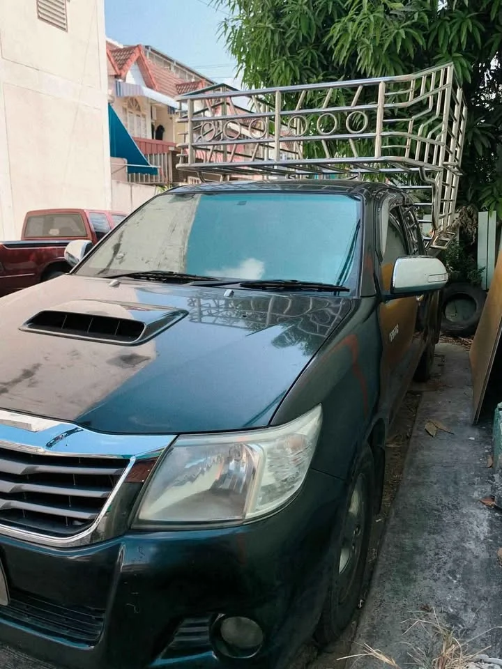 2012 Toyota Hilux VII 3