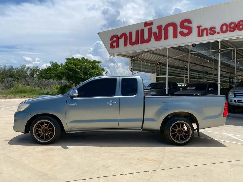 2015 Toyota Hilux VII 2