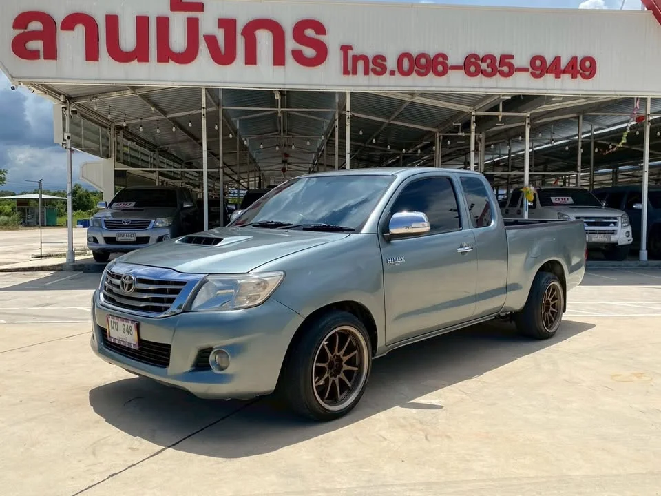 2015 Toyota Hilux VII 3