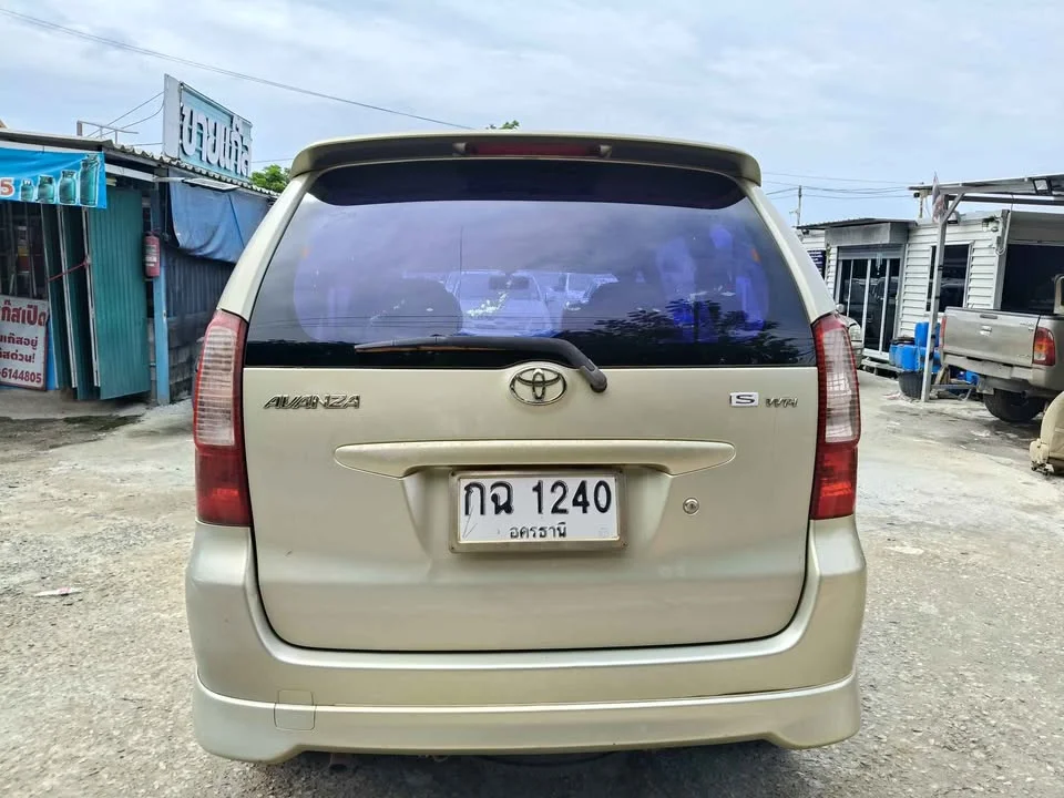 2006 Toyota Avanza I 3