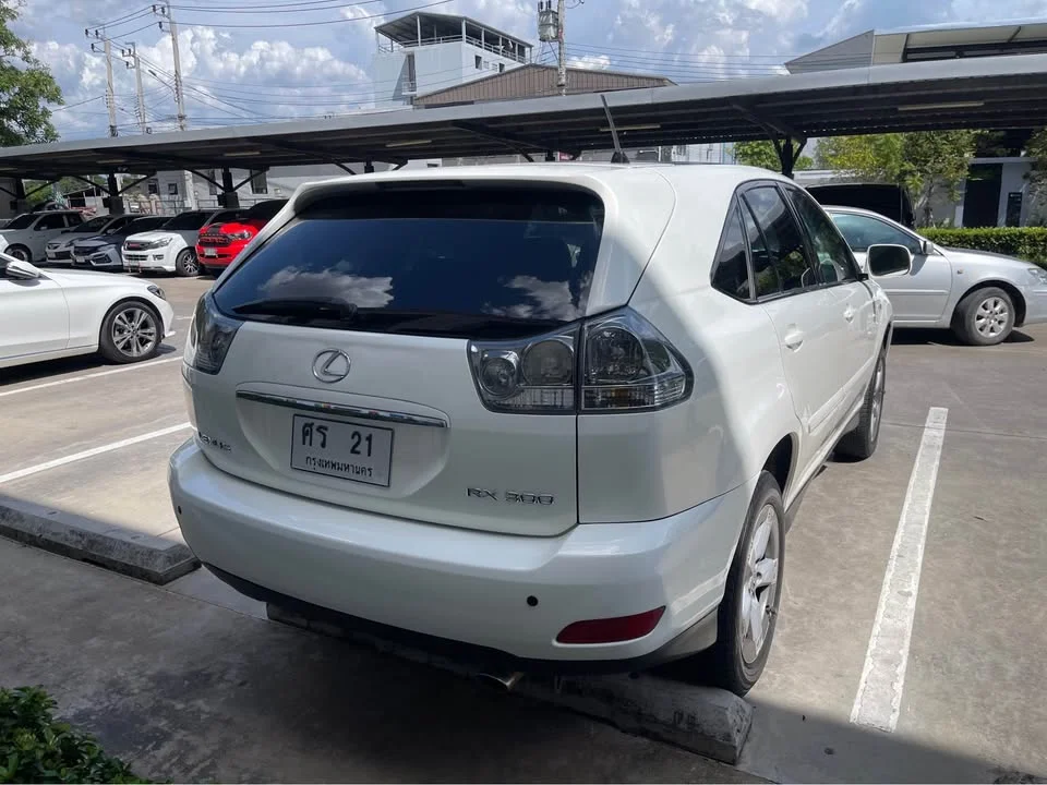 2004 Lexus RX II 3