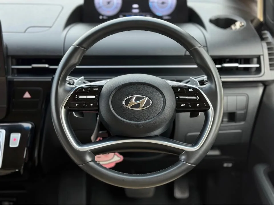 2023 Hyundai Staria US4 3