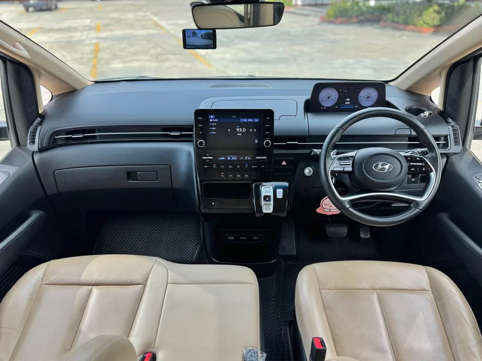 2023 Hyundai Staria US4 2