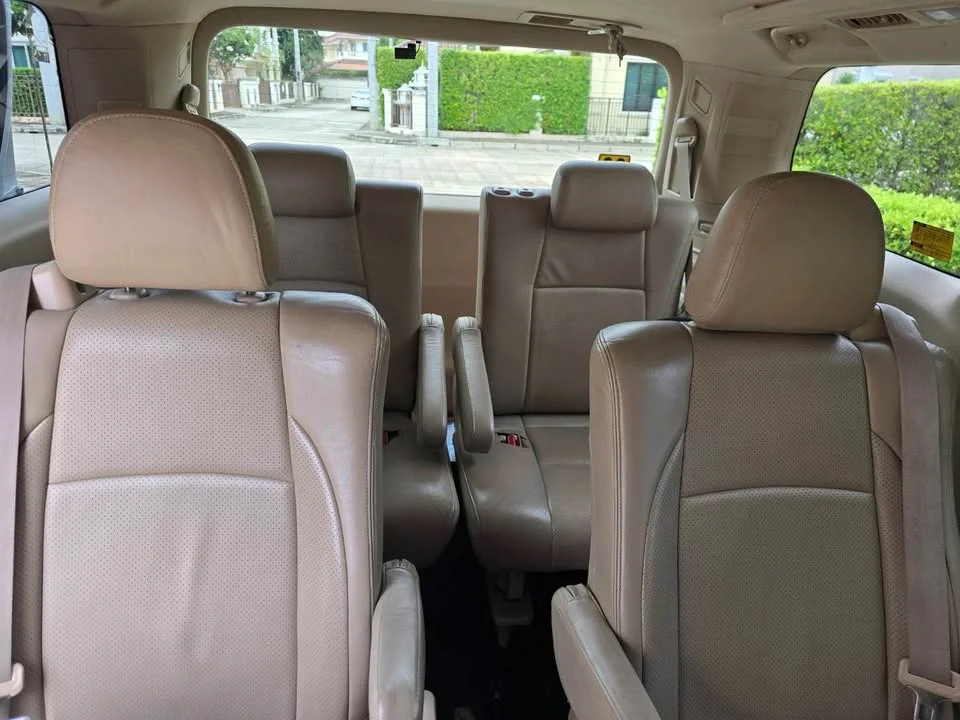 2011 Toyota Alphard, Vellfire II (AH20) 3