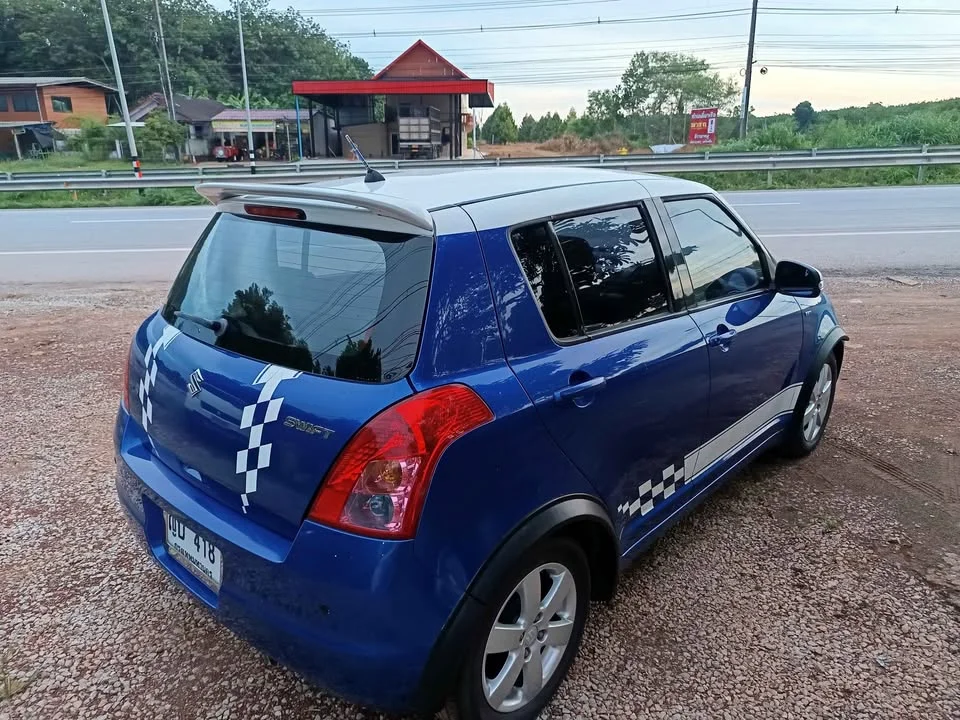 2011 Suzuki Swift I 2