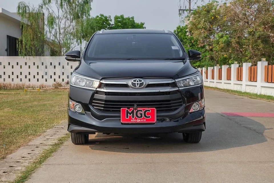 2020 Toyota Innova II 3