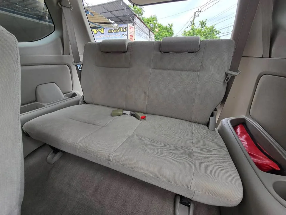 2010 Toyota Avanza I 3