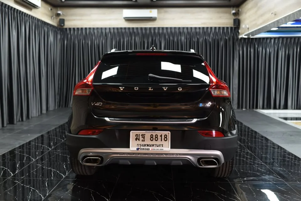 2017 Volvo V40 II 3