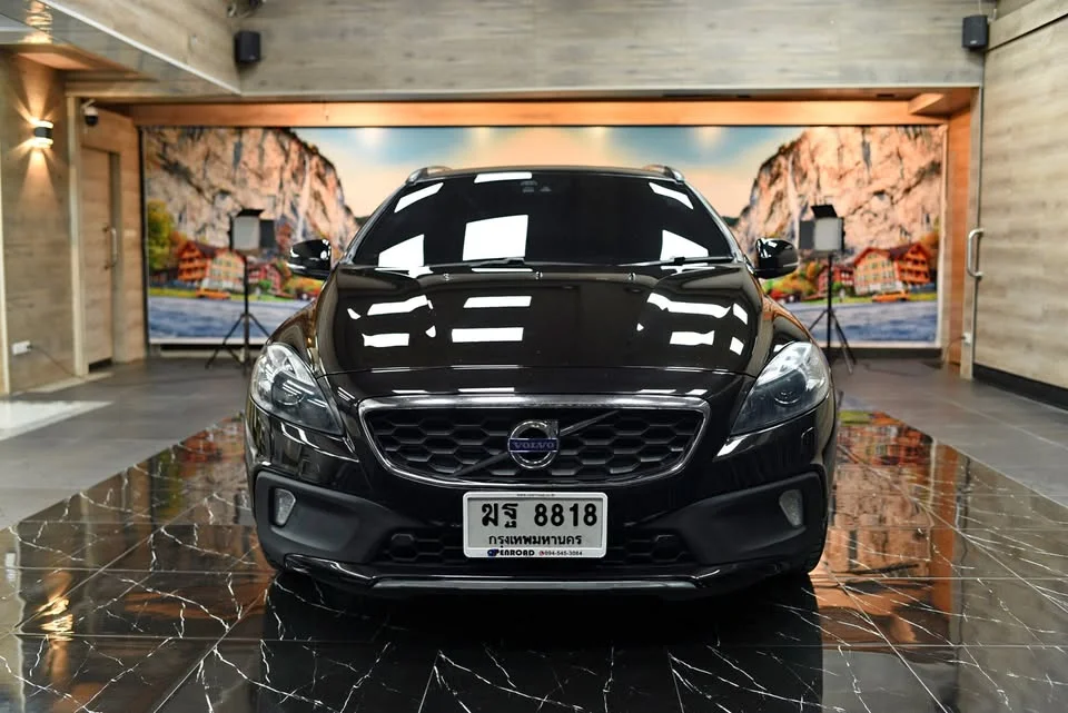 2017 Volvo V40 II 2