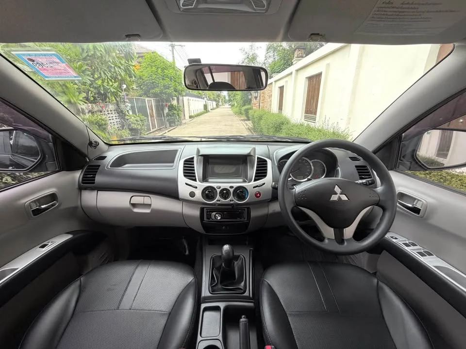 2012 Mitsubishi Triton IV 2
