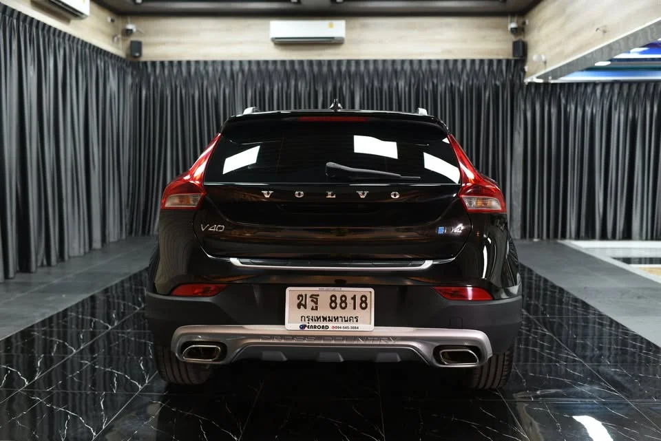 2017 Volvo V40 II 2