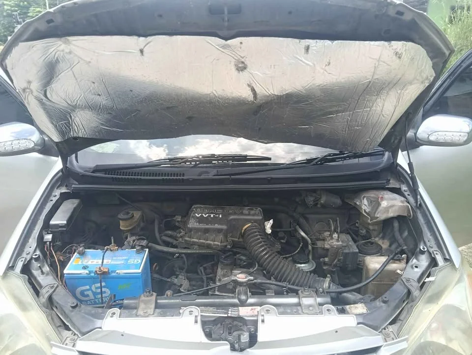 2004 Toyota Avanza I 2
