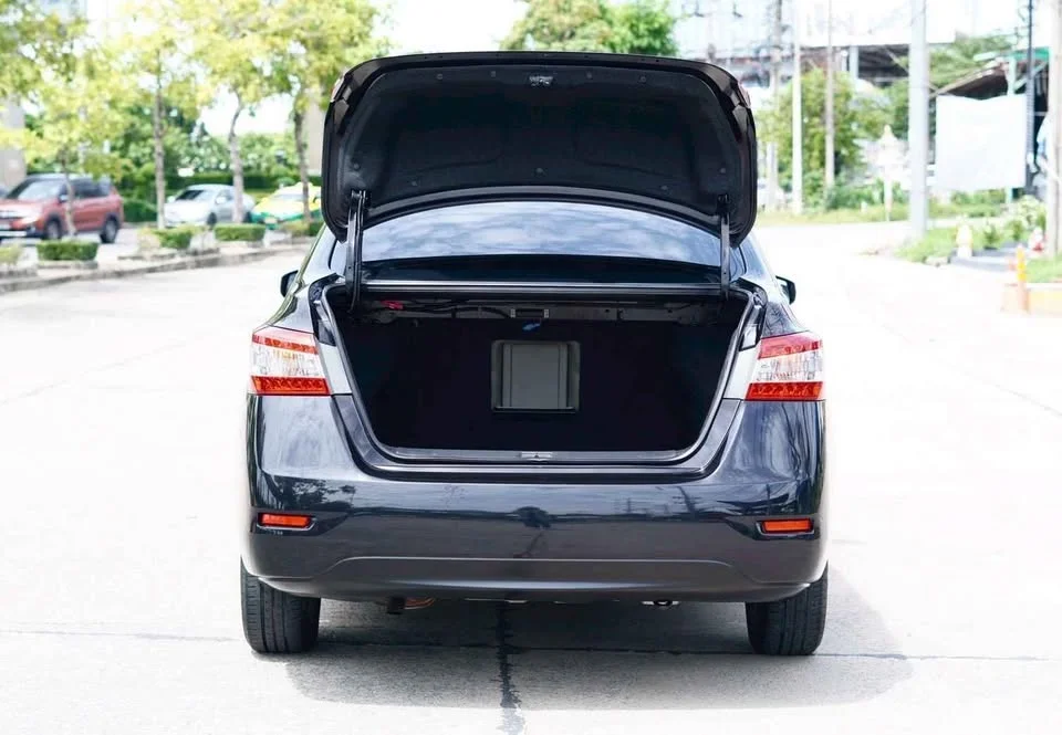 2013 Nissan Sylphy III (B17) 2