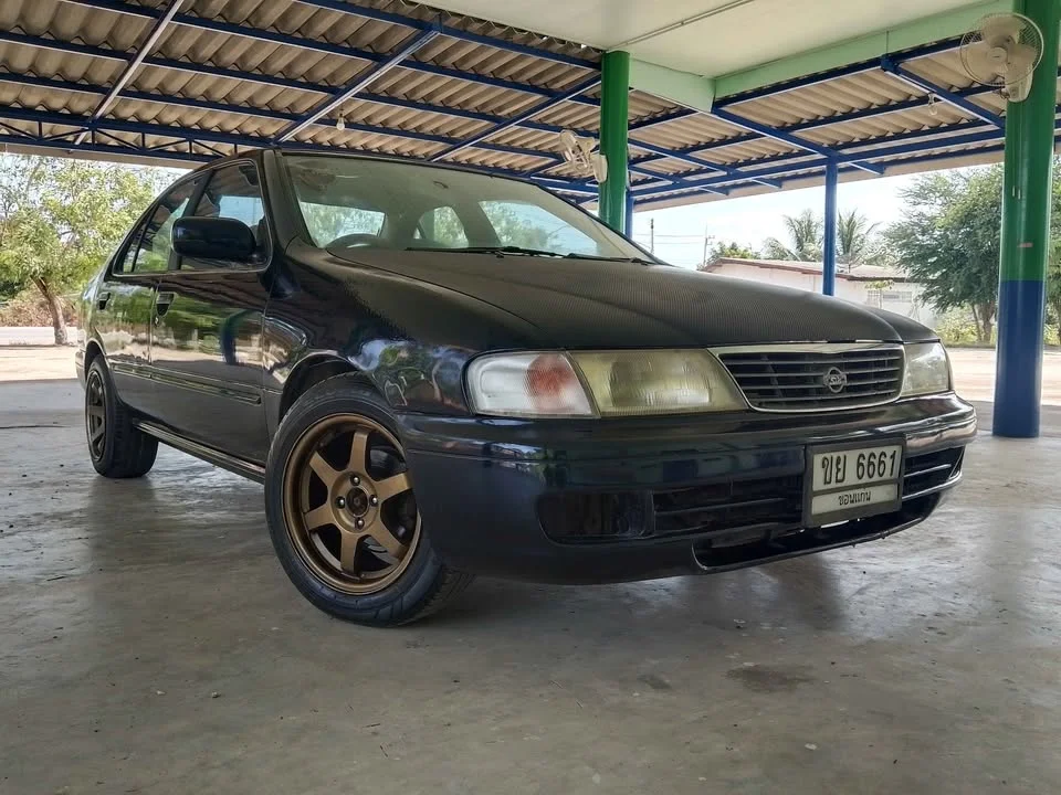 1998 Nissan Sunny IV 2