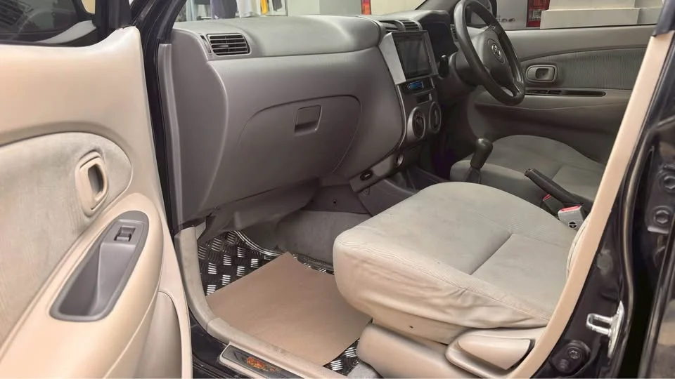 2007 Toyota Avanza I 3