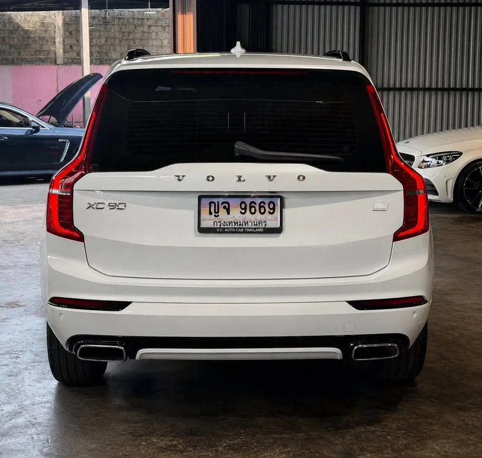 2021 Volvo XC90 II 2
