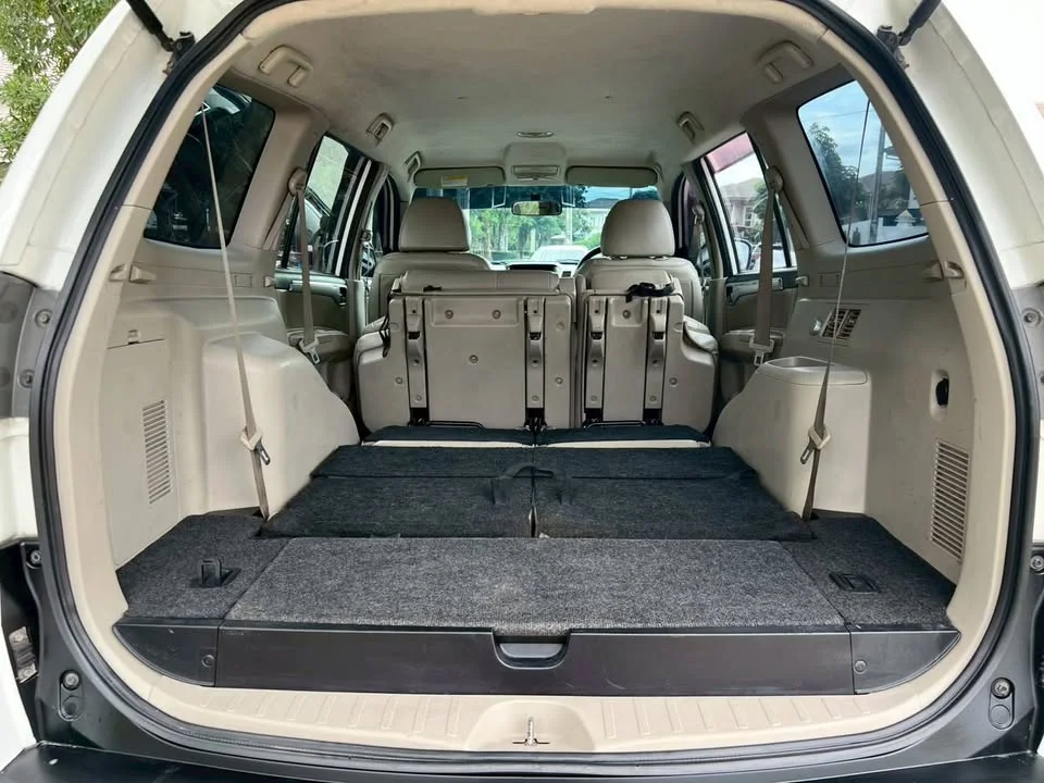 2010 Mitsubishi Pajero Sport II 2