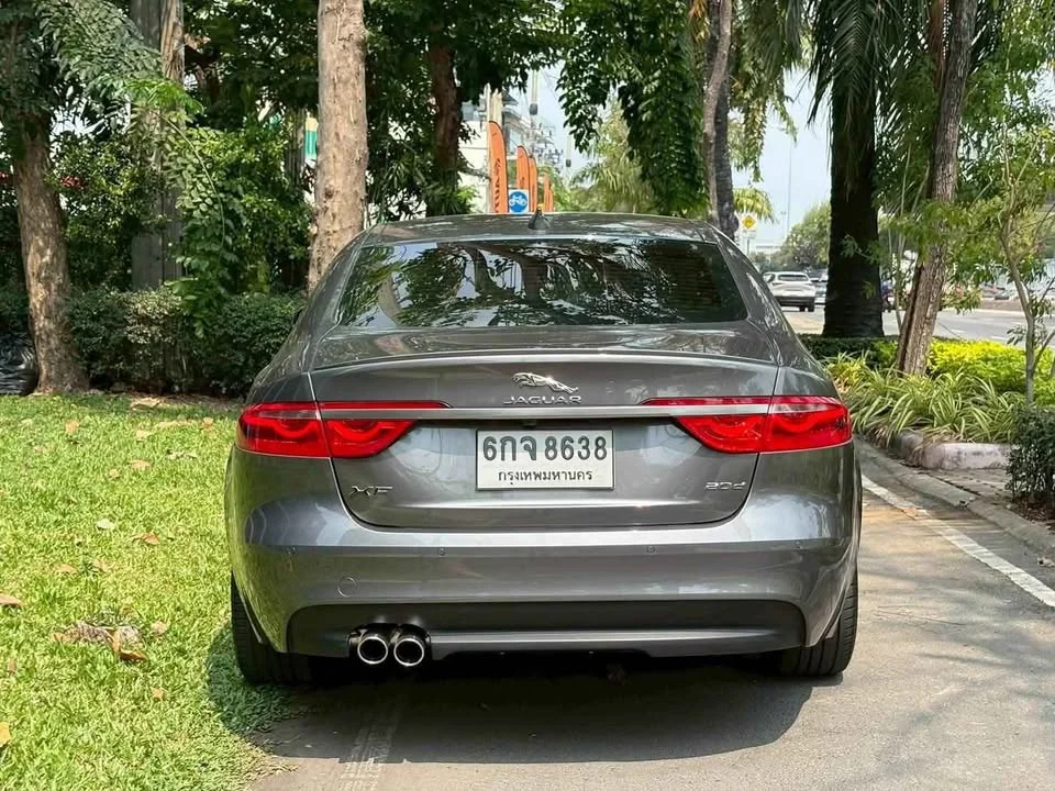 2017 Jaguar XF X260 2